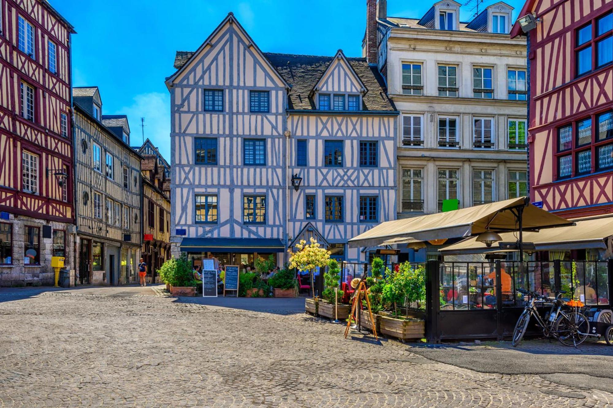 Hébergement de vacances Agapanthes Jolie Maison De à Avec Extérieur Terrasse Rouen